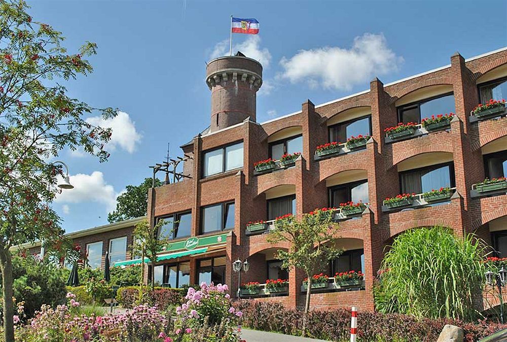 Das Hotel Ostseeblick Luetjenburg Bagian luar foto